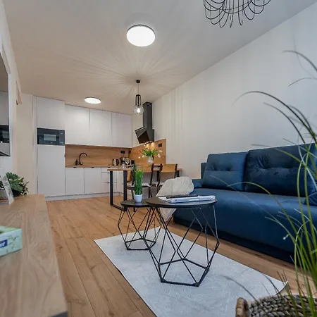 Apartamento Uplne Novy Pri Auparku 1 , Center Pre 4 Osoby Košice