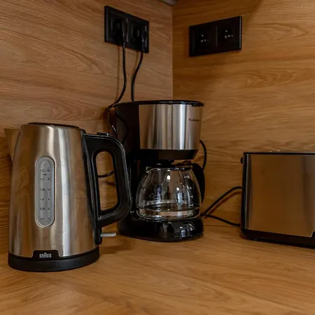 Uplne Novy Pri Auparku 1 , Center Pre 4 Osoby Apartamento