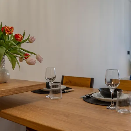 Uplne Novy Pri Auparku 1 , Center Pre 4 Osoby *