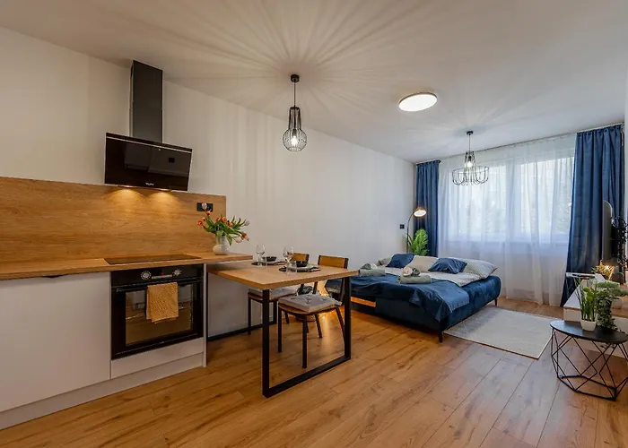 Appartement Uplne Novy Pri Auparku 1 , Center Pre 4 Osoby