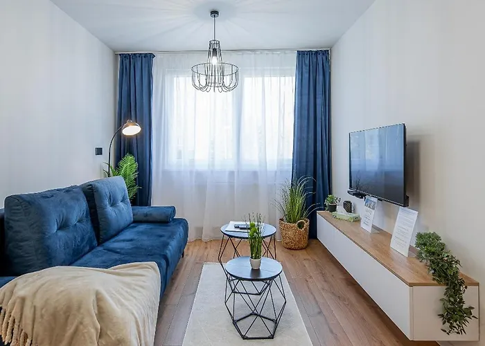 Uplne Novy Pri Auparku 1 , Center Pre 4 Osoby Appartement *