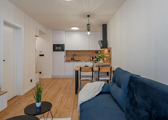 Appartement Uplne Novy Pri Auparku 1 , Center Pre 4 Osoby Košice