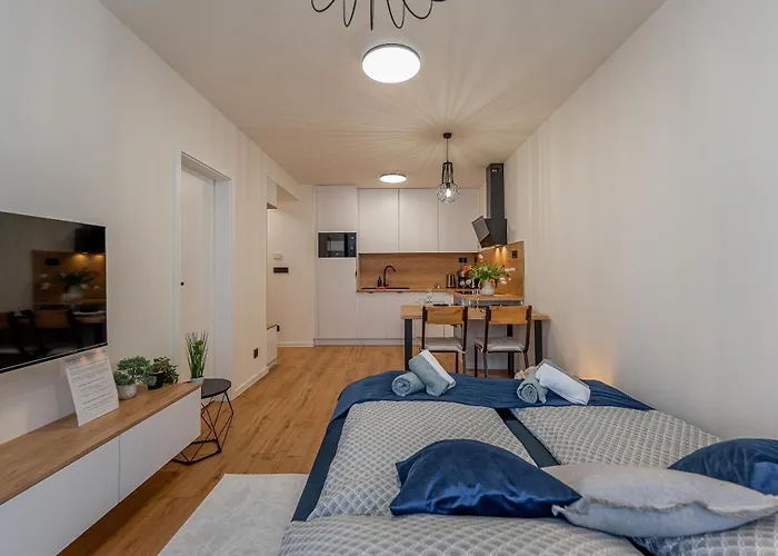 Uplne Novy Pri Auparku 1 , Center Pre 4 Osoby * Košice